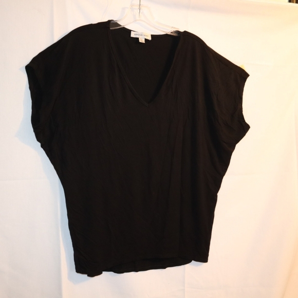 Amour Vert Black Slouchy Top Short Sleeves Top Size One Size - Picture 3 of 8